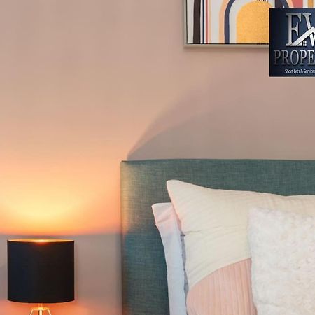 Charming Cosy Getaway Ideal For Leisure & Business 사우샘프턴 외부 사진